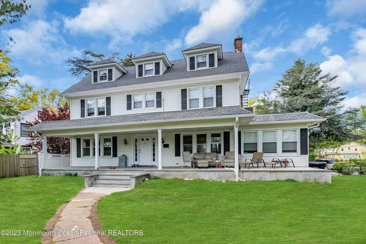 309 Cedar Ave - Photo 3 of 33