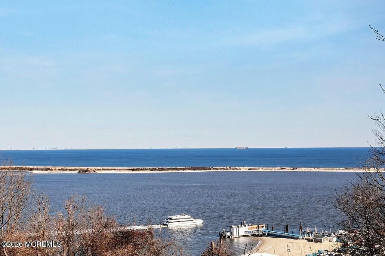 1 Scenic Dr #209 - Photo 3 of 31