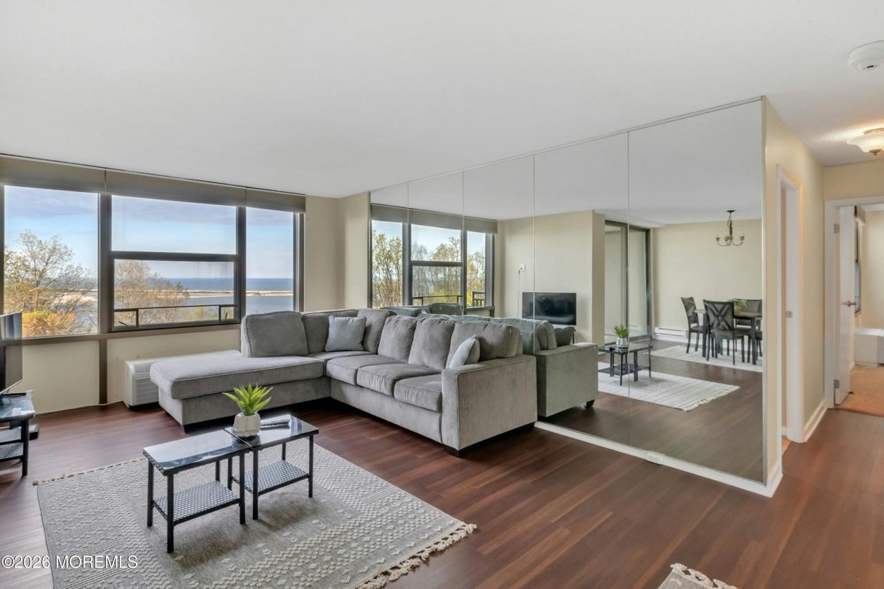 1 Scenic Dr #209 - Photo 5 of 31