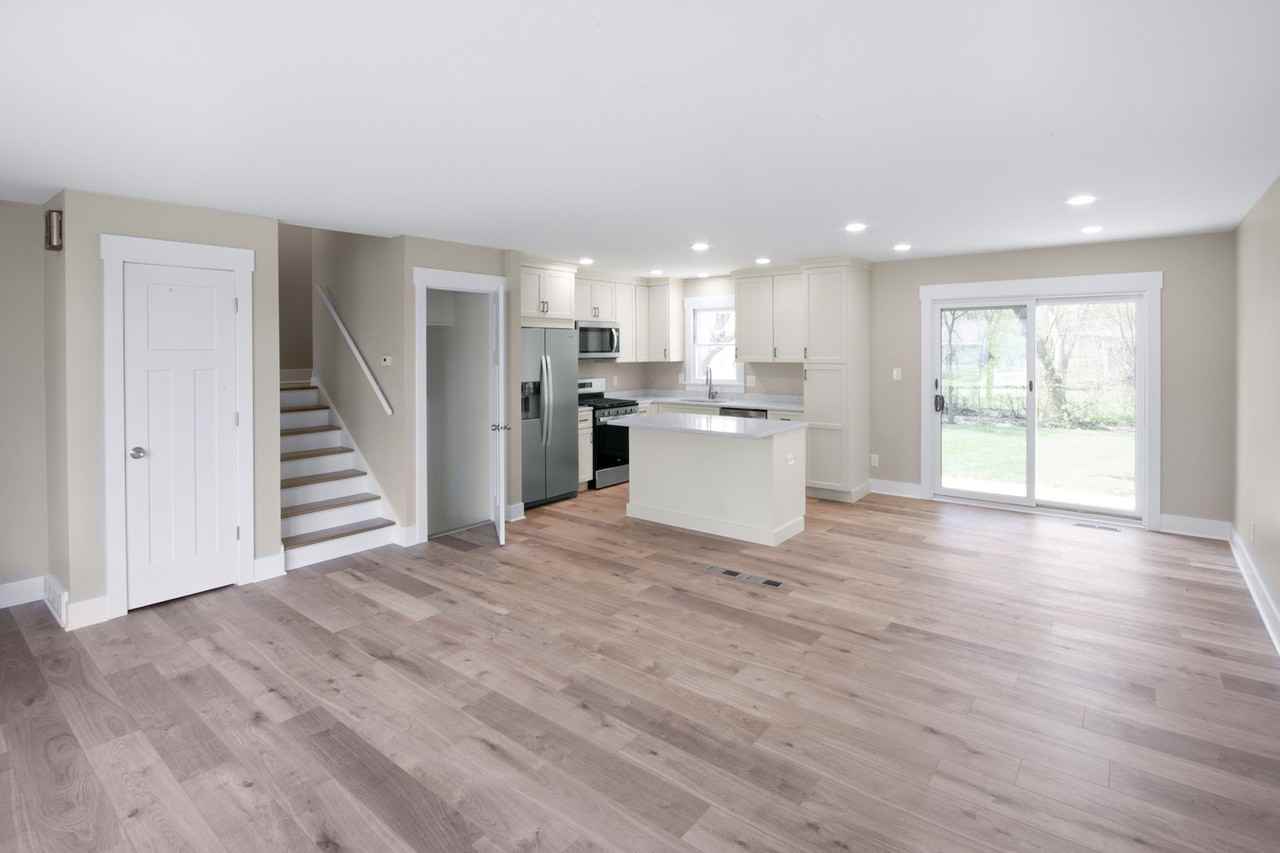 6415 Londonderry Dr - Photo 4 of 20