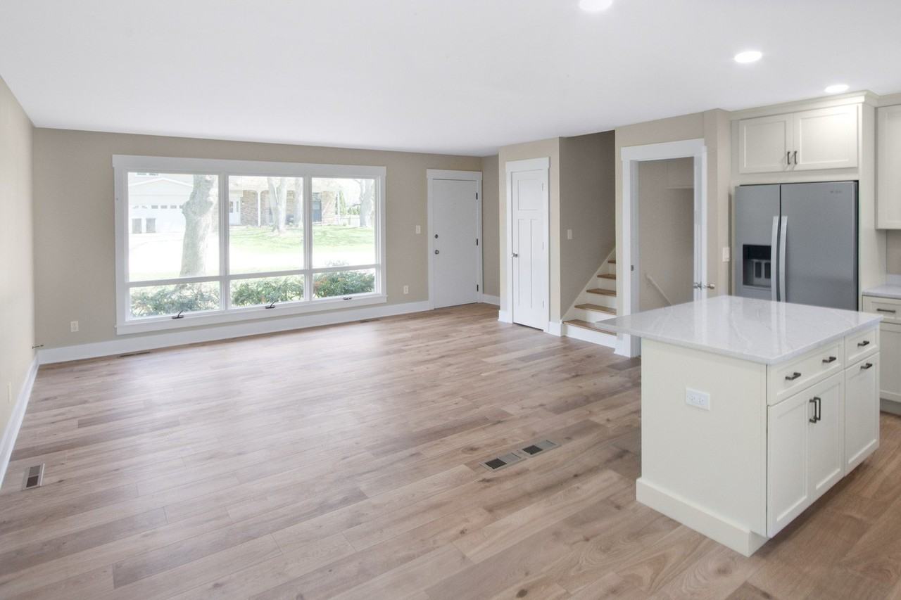 6415 Londonderry Dr - Photo 6 of 20