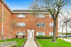 6882 W Touhy Ave #1A - Photo 1 of 1
