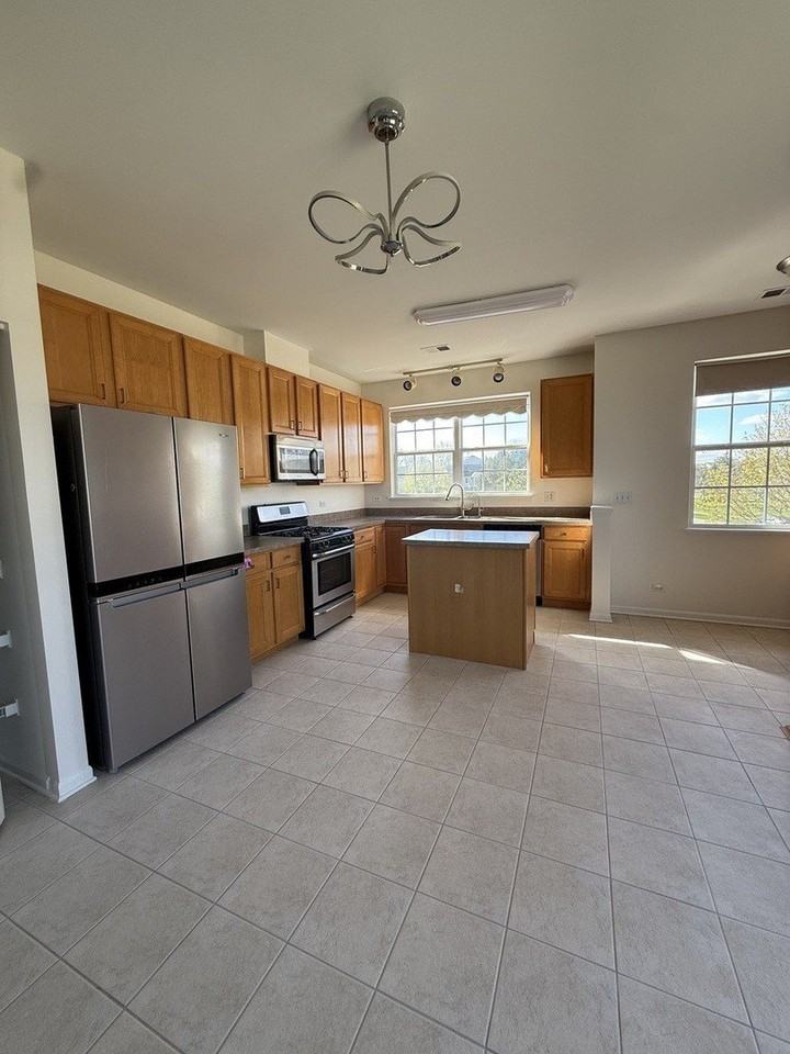 4245 Savoy Ln #4245 - Photo 4 of 11