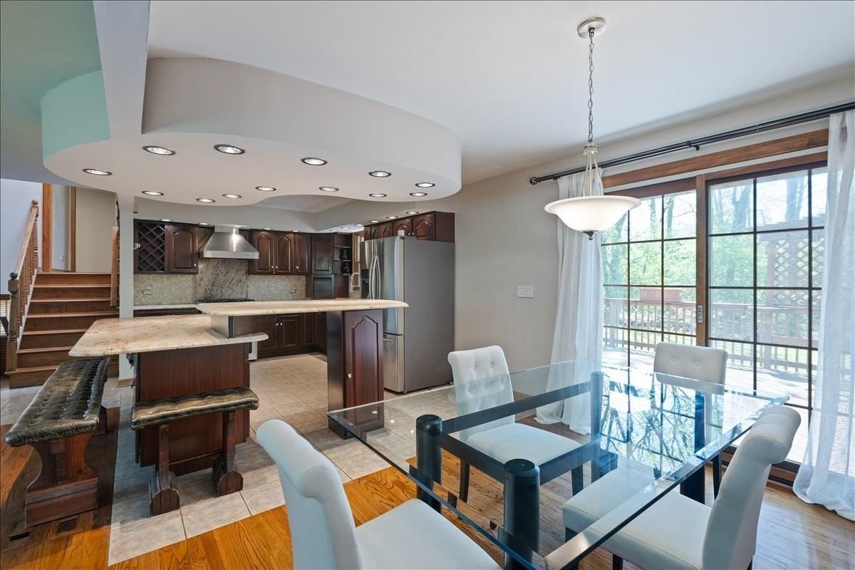 33 Half Day Rd - Photo 7 of 38