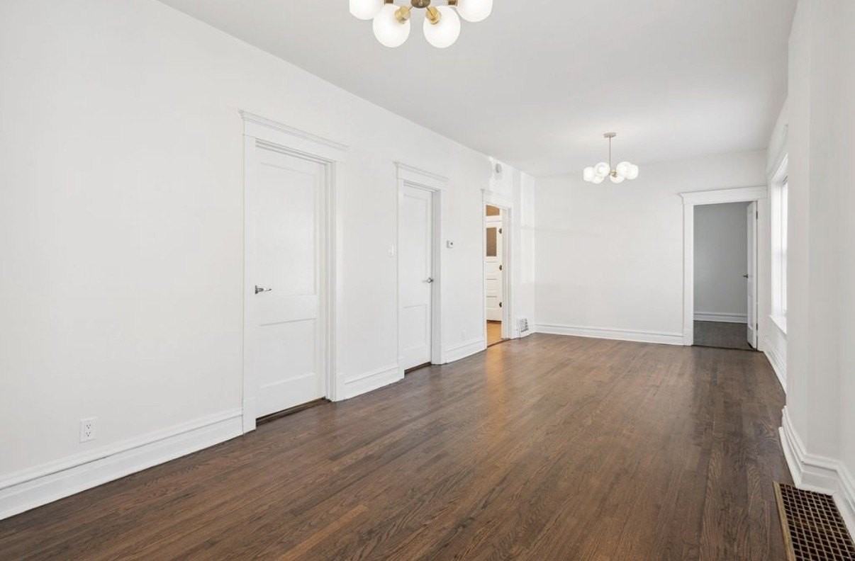 2207 W School St #1W - Photo 6 of 17