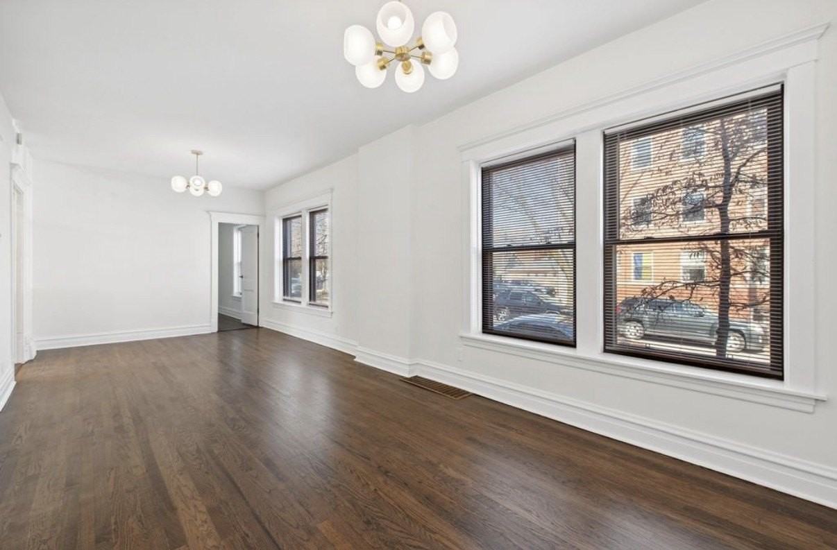 2207 W School St #1W - Photo 7 of 17