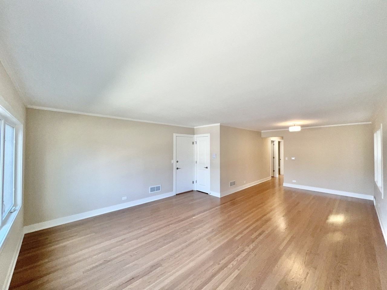 5547 N Central Ave #1 - Photo 5 of 22