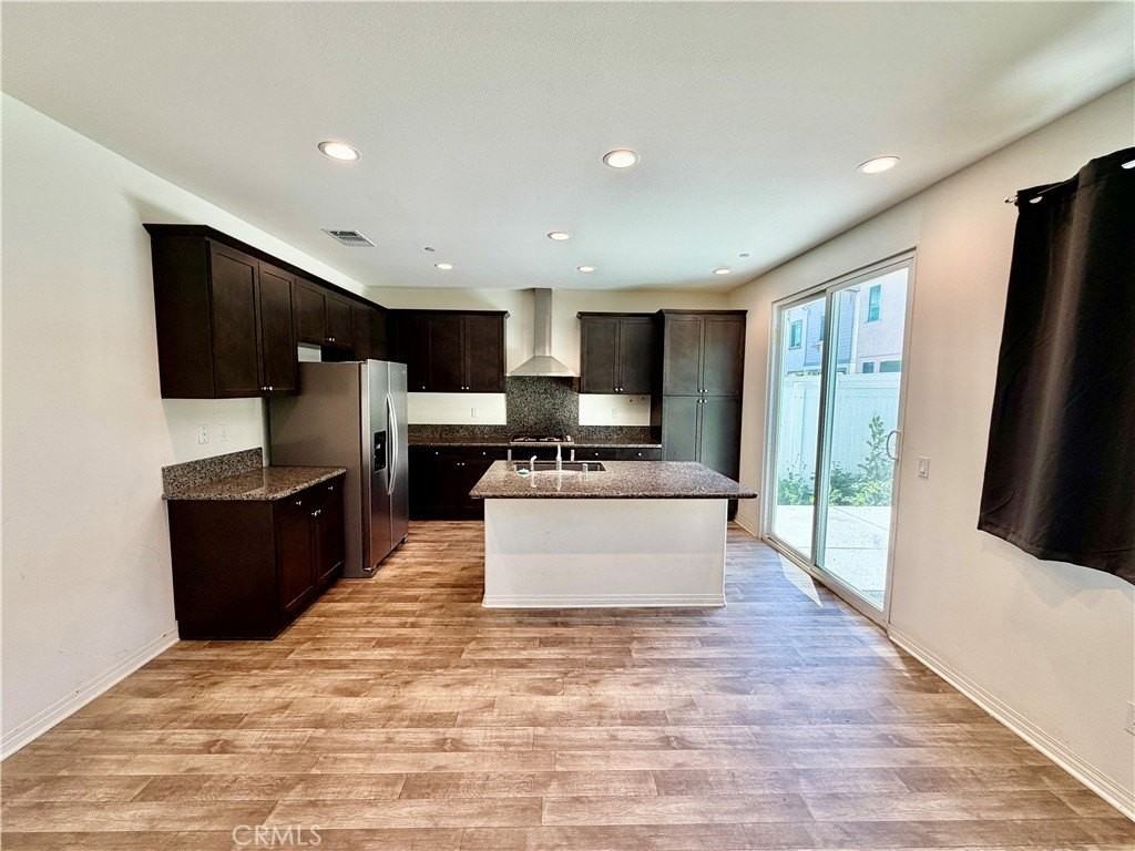 16458 Globetrotter St - Photo 6 of 48