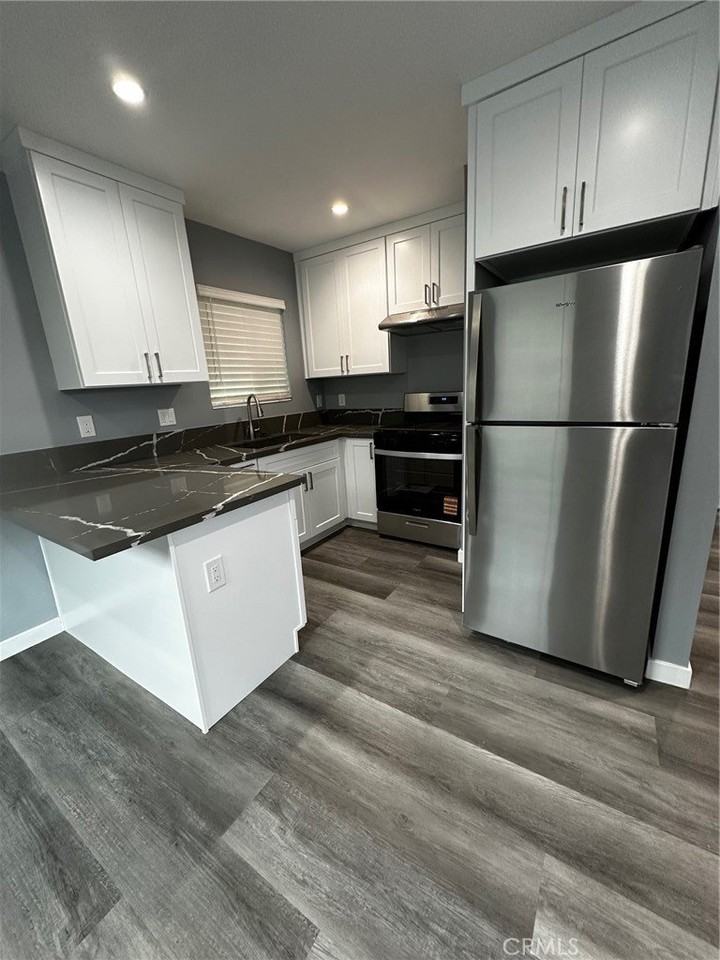 15508 Halcourt Ave - Photo 3 of 6