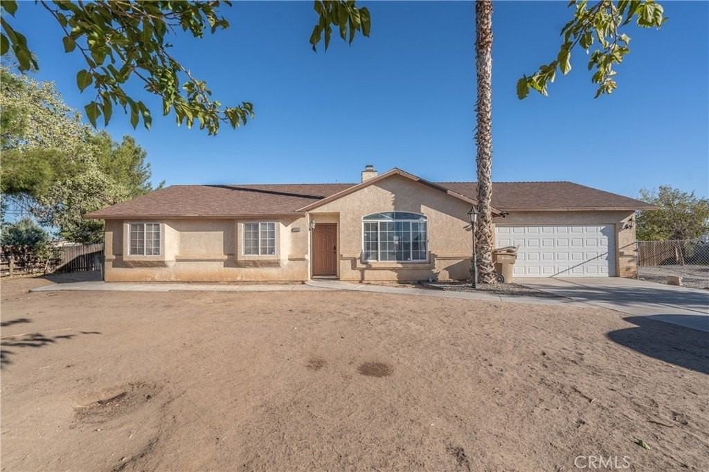 18252 Sequoia St - Photo 3 of 46