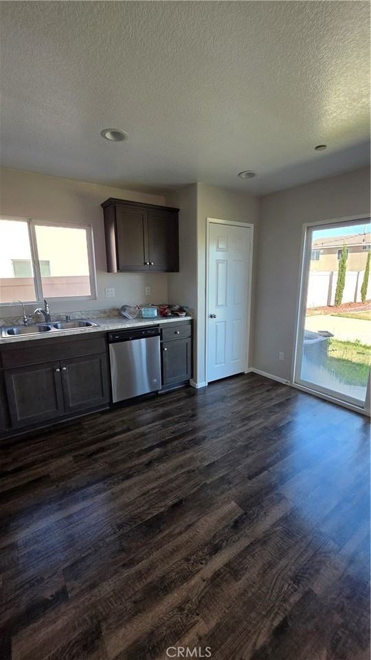 10546 Pampas Ct - Photo 5 of 17