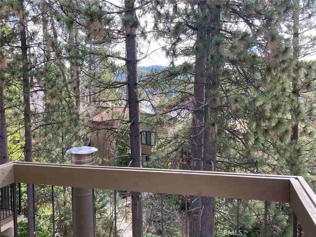 27657 Peninsula Dr - Photo 7 of 33