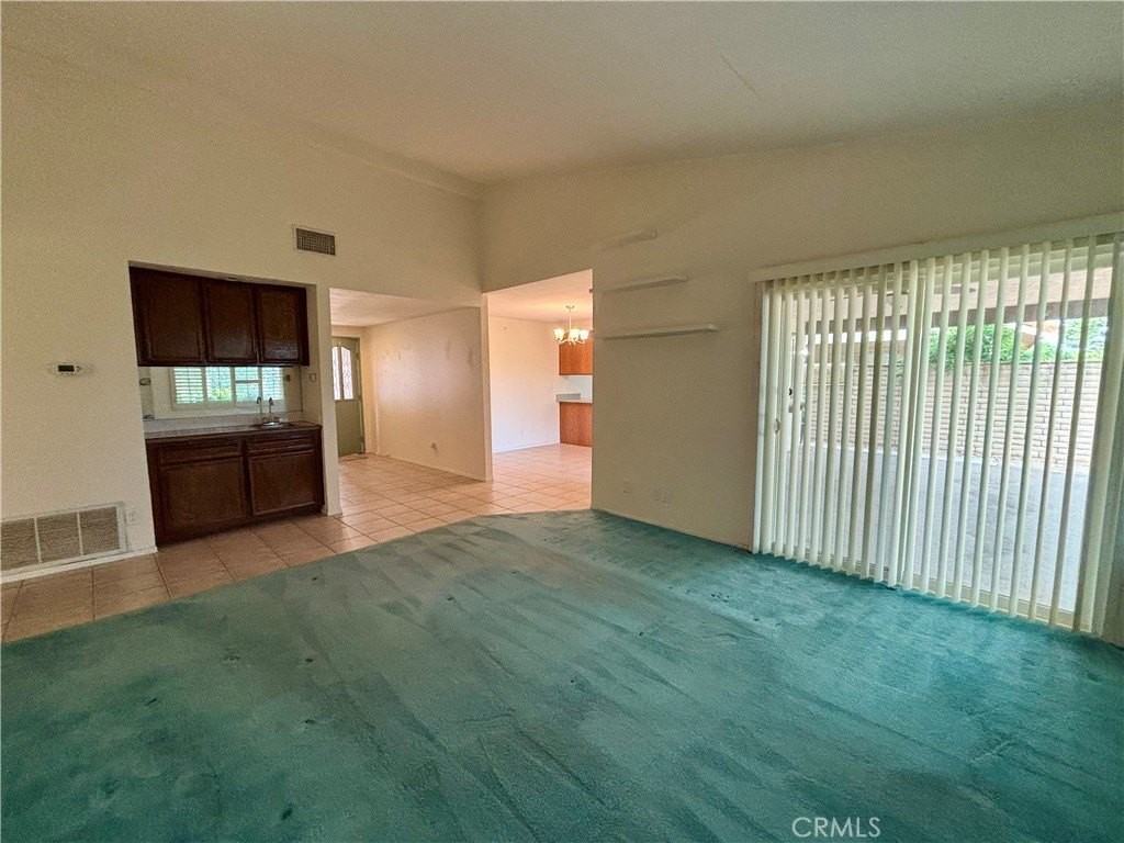 1955 Silver Oak Way - Photo 6 of 16