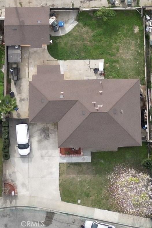 732 James Pl - Photo 4 of 32