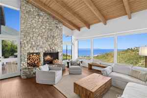 featured image of 1980 San Remo Dr