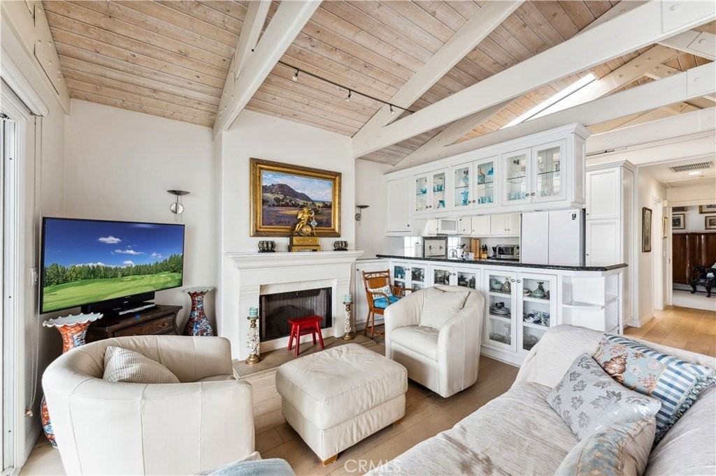 130 Topaz Ave #1-2 - Photo 6 of 16