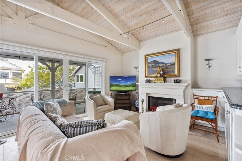 130 Topaz Ave #1-2 - Photo 7 of 16