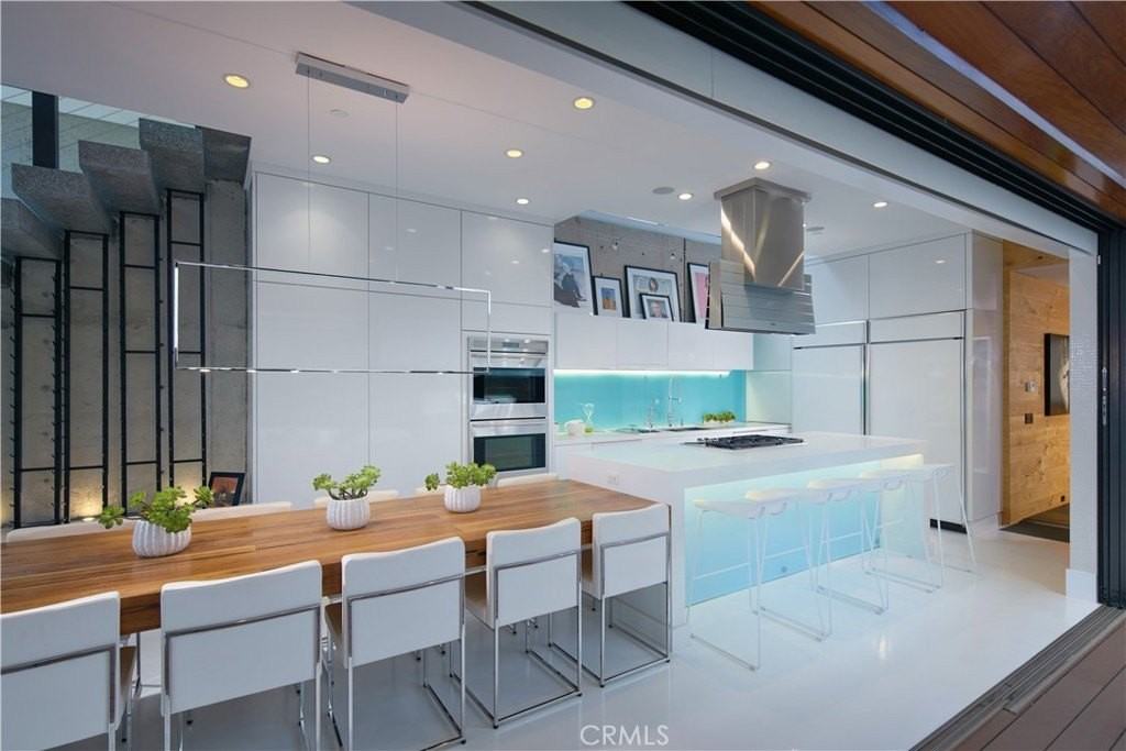 604 Acacia Ave - Photo 3 of 8