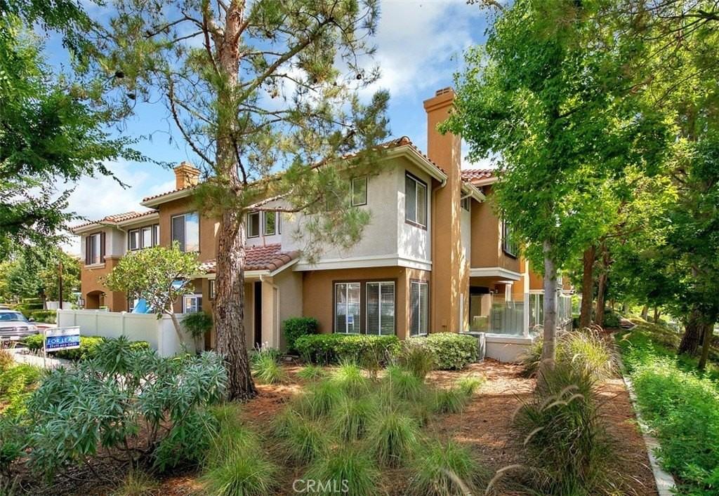 123 Valley View Ter - Photo 3 of 17