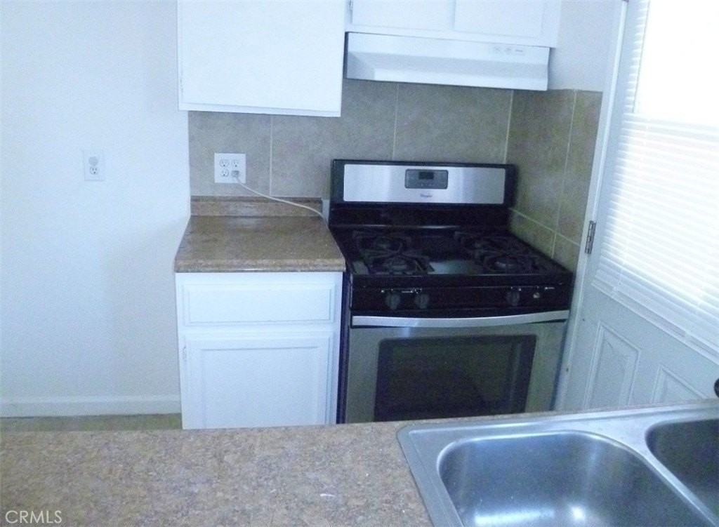 17568 Orange Dr - Photo 3 of 13