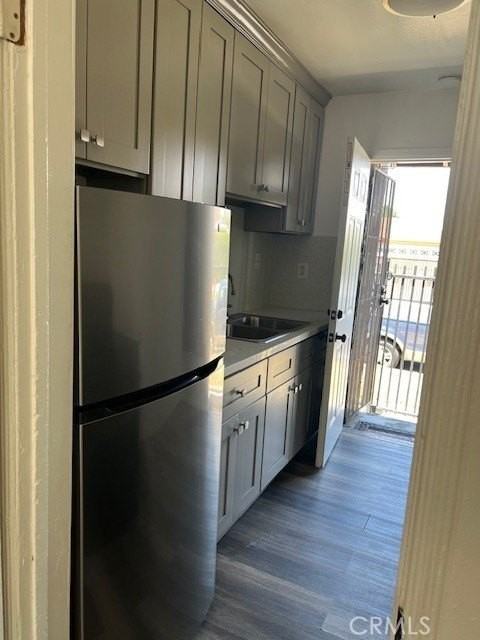 8803 S Hoover St #3 - Photo 6 of 6