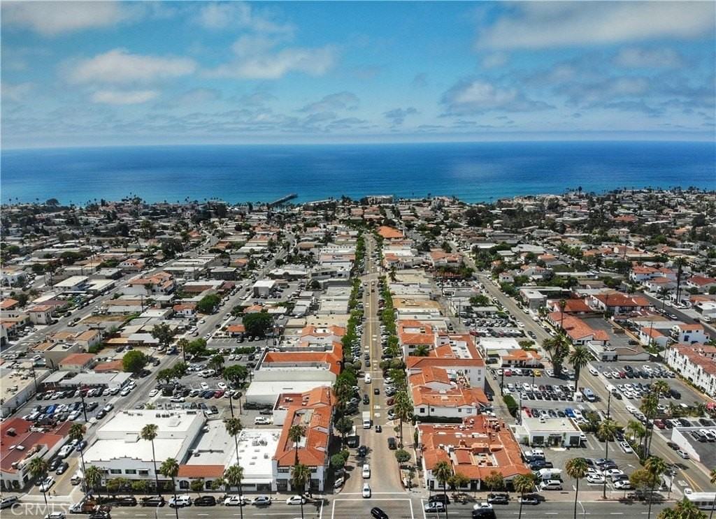 200 Avenida Monterey - Photo 4 of 7