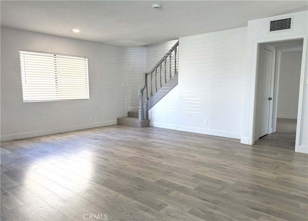 4292 Howard Ave - Photo 6 of 25