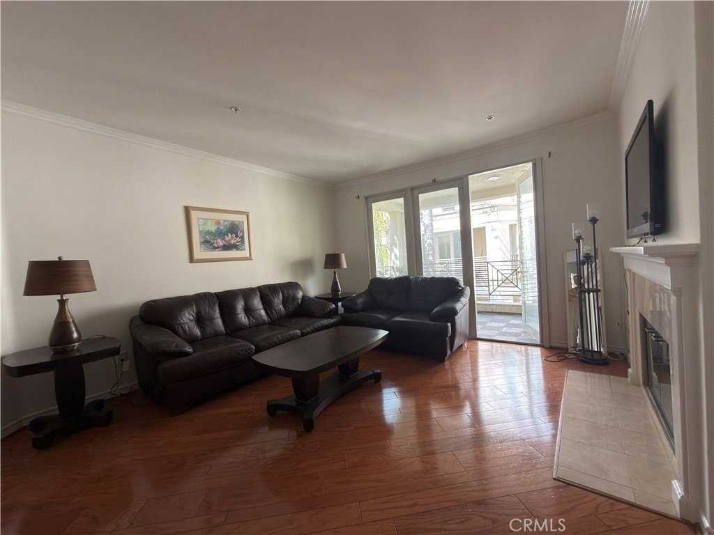 2233 Martin #324 - Photo 4 of 24