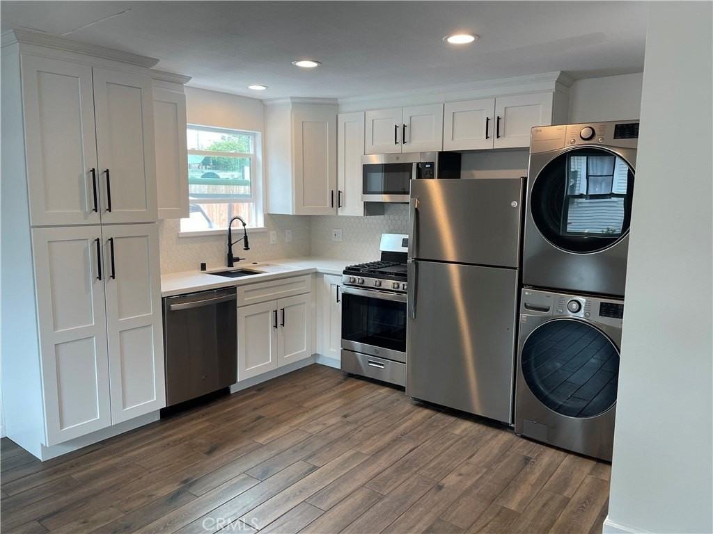 413 S Illinois St - Photo 4 of 11