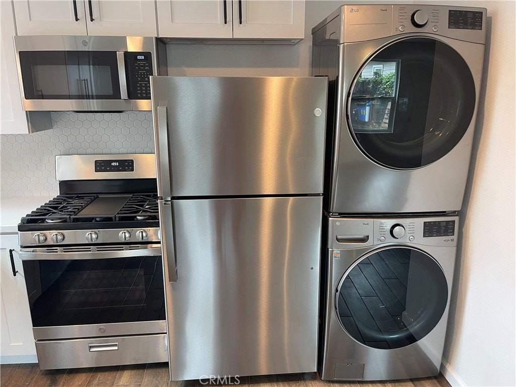 413 S Illinois St - Photo 5 of 11