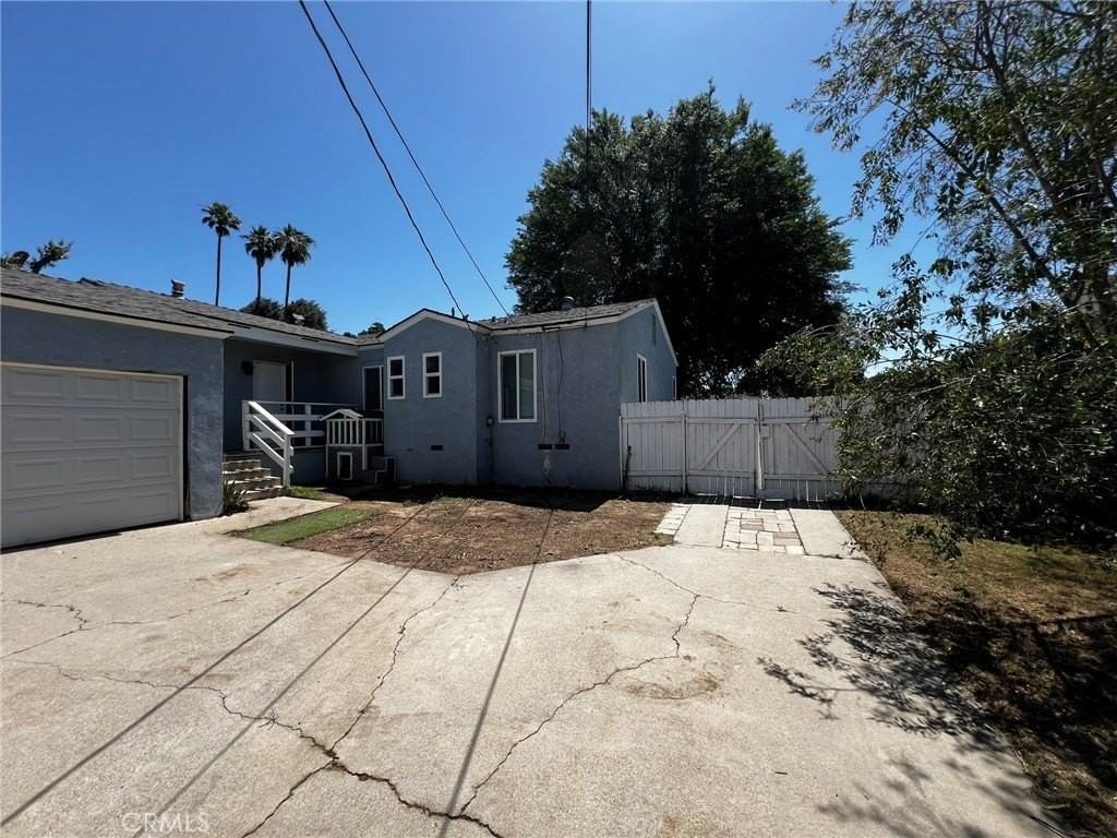 7545 Mount Vernon St - Photo 6 of 35