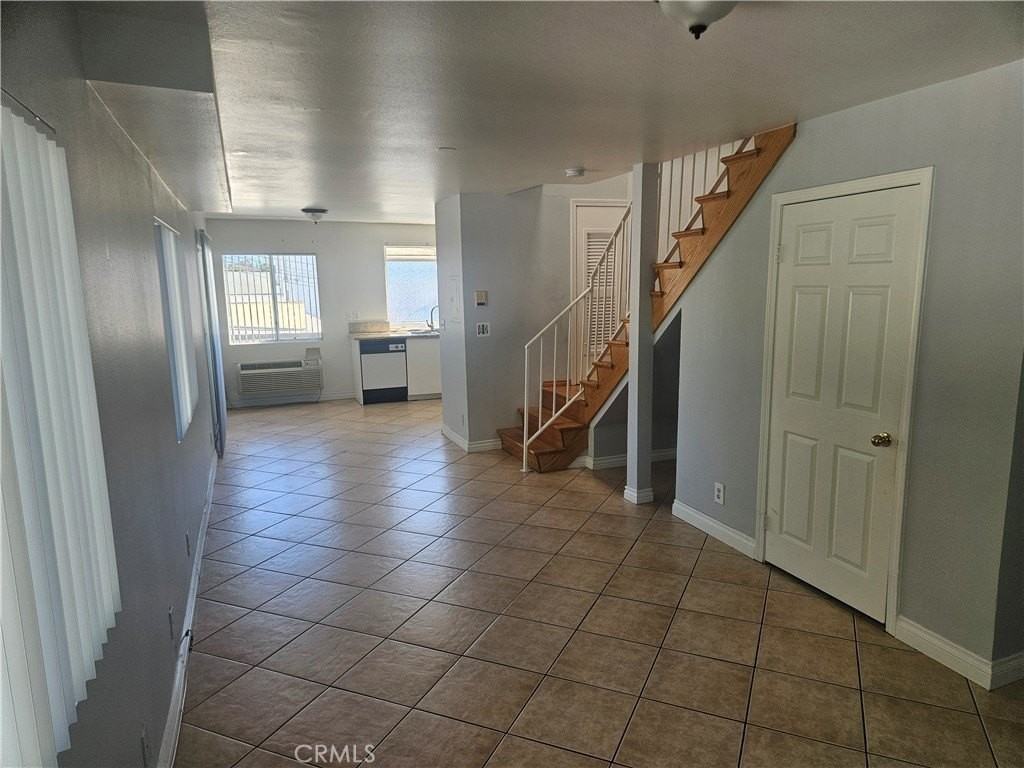 14159 Gilmore St #9 - Photo 4 of 11