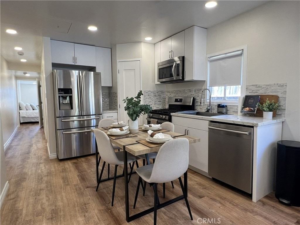 1157 W 2nd St - Photo 5 of 15