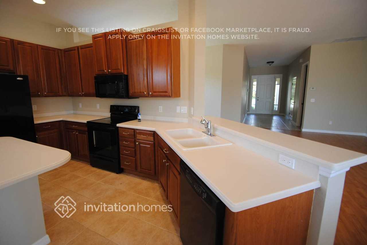 11465 56th Street Cir E - Photo 5 of 12