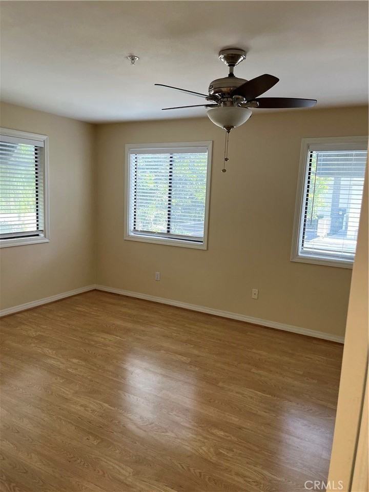 17735 Kinzie St #116 - Photo 5 of 14