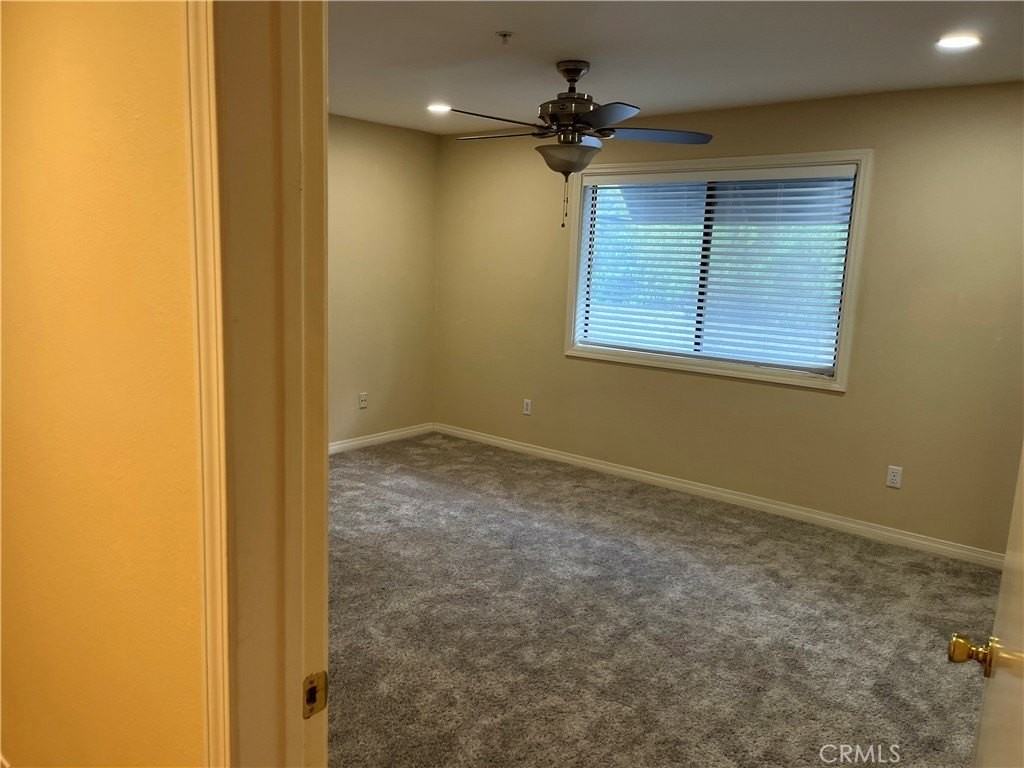 17735 Kinzie St #116 - Photo 6 of 14