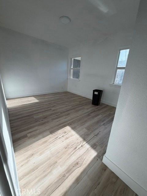 16817 Sherman Way - Photo 5 of 5