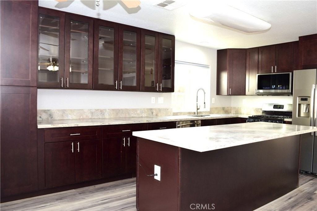 1610 Stoneside Dr - Photo 4 of 7
