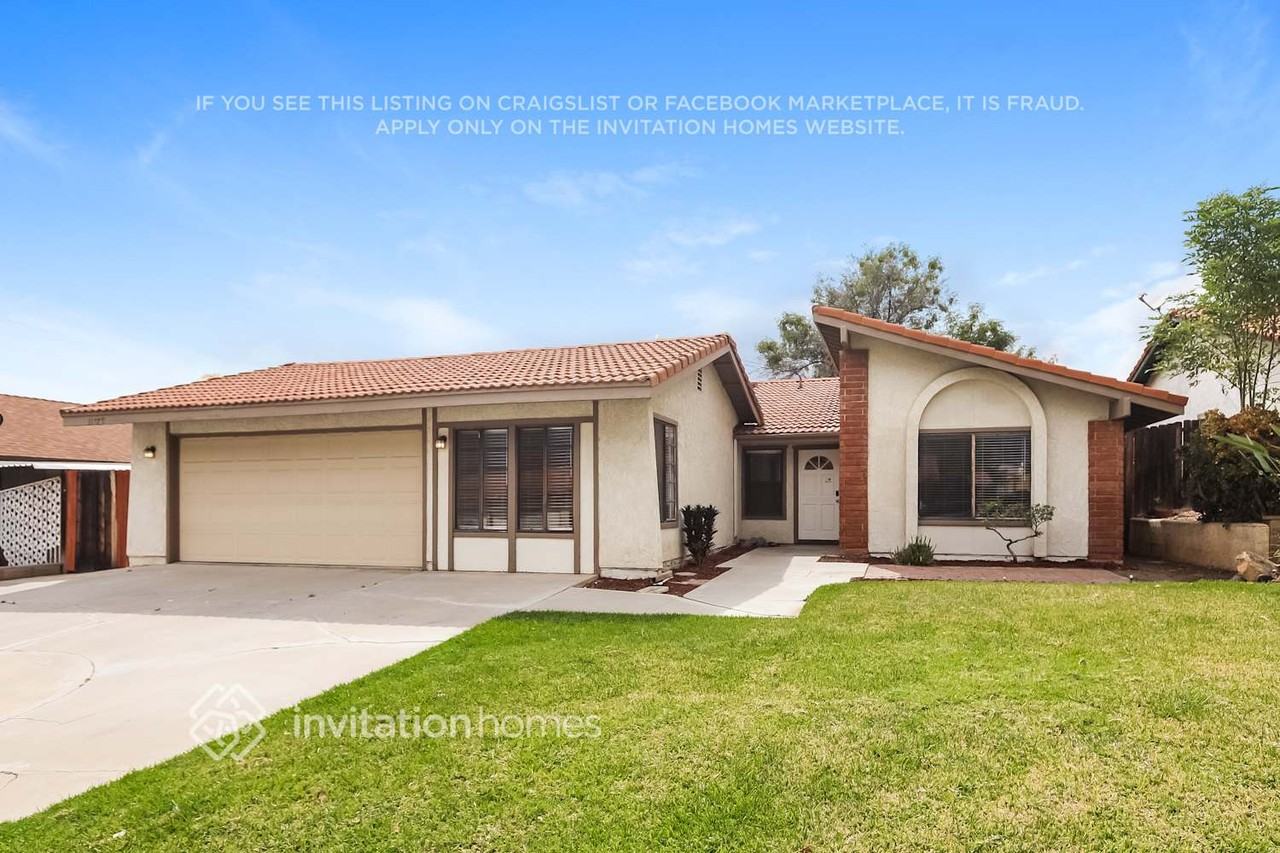 11579 Ridgecrest Ln - Photo 3 of 17