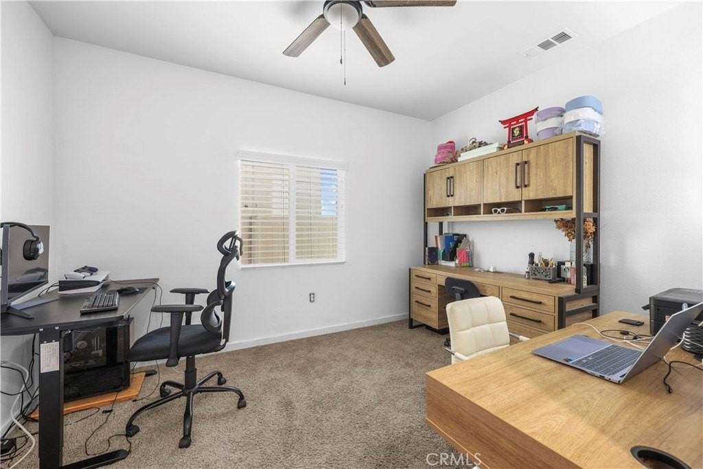 24199 Blackberry St - Photo 7 of 28