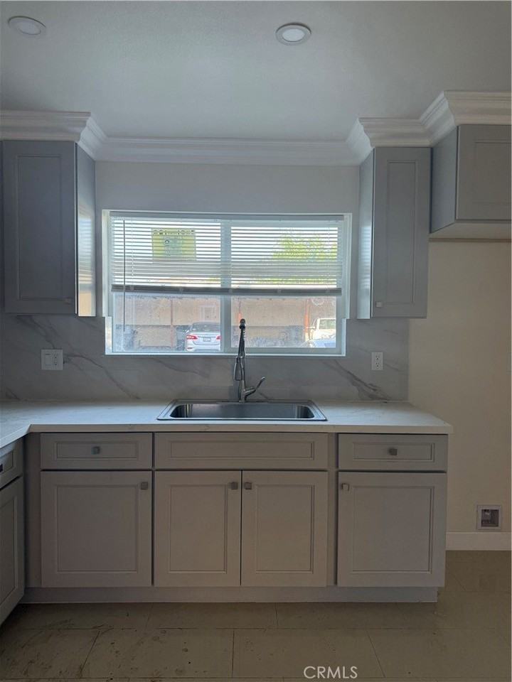 11721 Sitka St - Photo 2 of 5