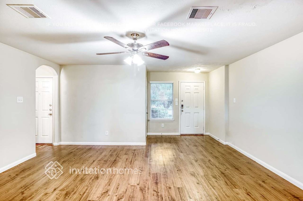 18746 Dennington Dr - Photo 6 of 18