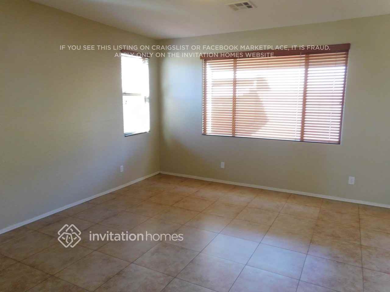 14890 N 174th Ave - Photo 6 of 12