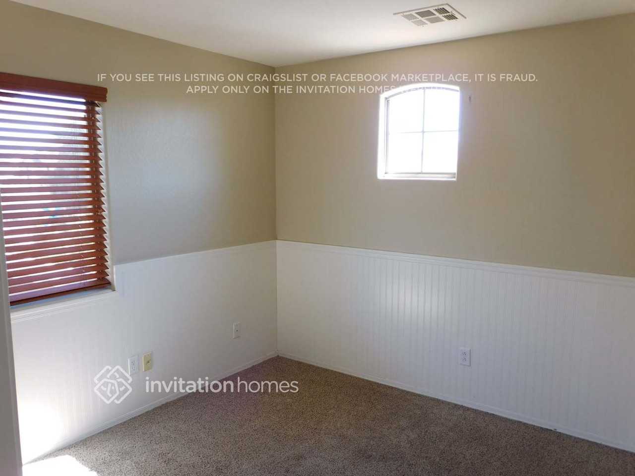 14890 N 174th Ave - Photo 7 of 12