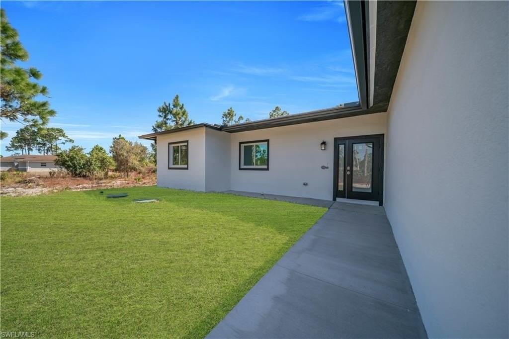 828 Genoa Ave S - Photo 4 of 33