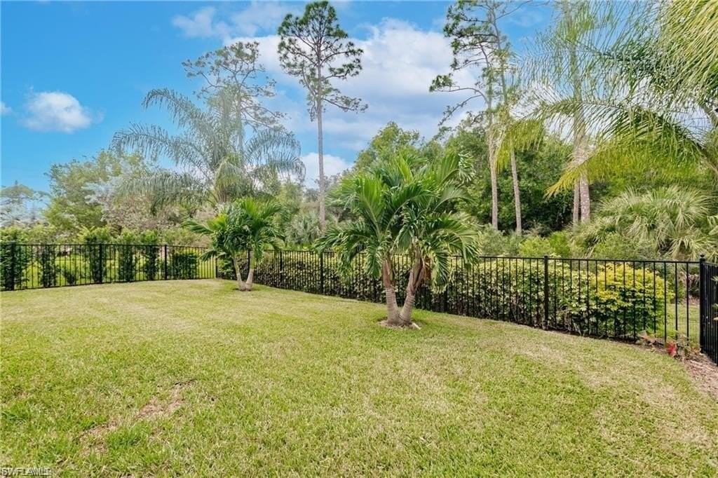 26978 Wildwood Pines Ln - Photo 2 of 31