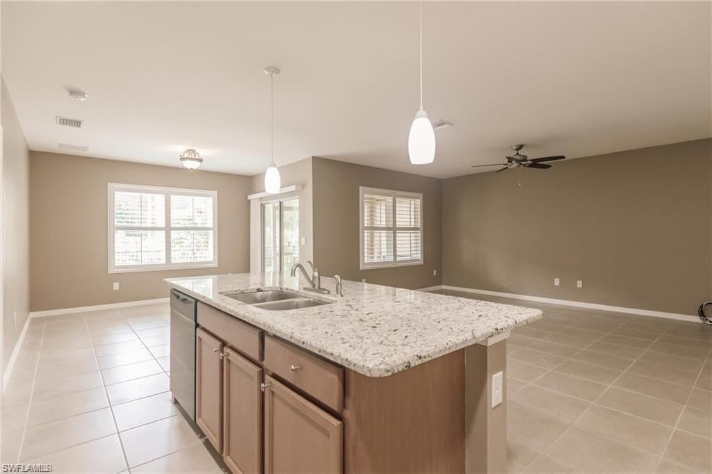 26978 Wildwood Pines Ln - Photo 4 of 31