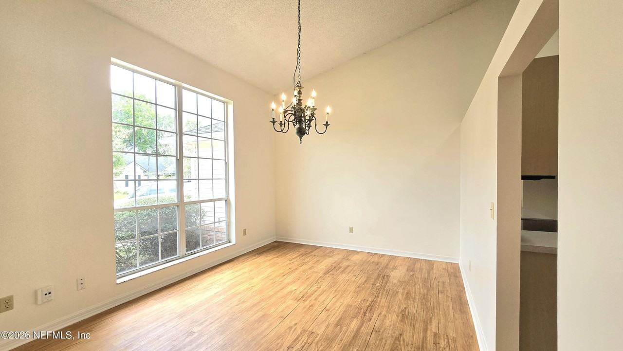 8636 Charlesgate Cir N - Photo 2 of 19