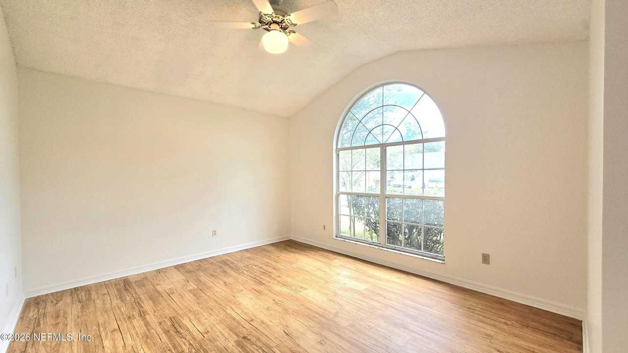 8636 Charlesgate Cir N - Photo 3 of 19