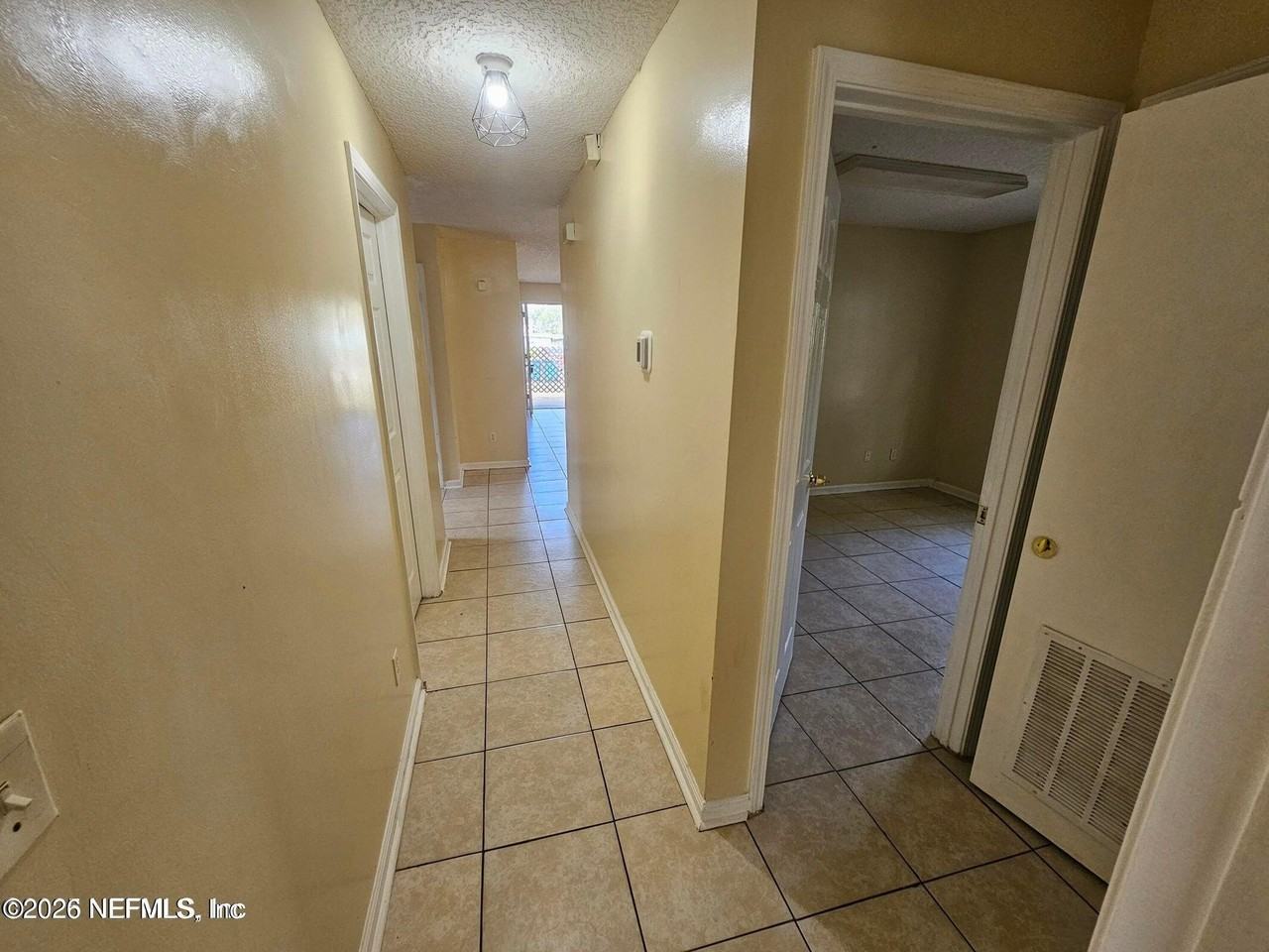 7632 Hare Ave - Photo 4 of 16